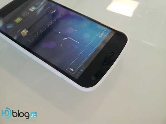 white Galaxy Nexus