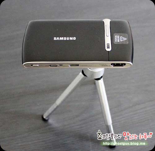 Samsung Mobile Beam Projector 迷你投影机 EAD-R10