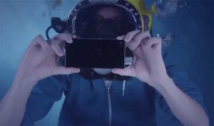 Sony Xperia Z3 Underwater Unboxing