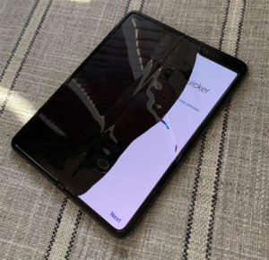 Galaxy Fold 屏幕问题