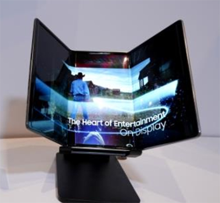 Samsung Trifold Device